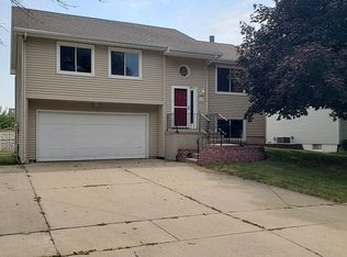 135 3rd St, Waukee, IA 50263