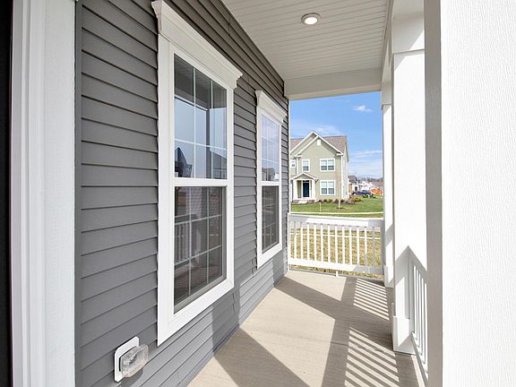 4th image of 7296 Coralberry Way