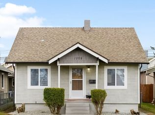 1209 S Ridgewood Ave, Tacoma, WA 98405