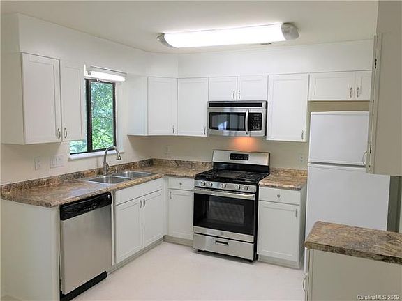 5th image of 11429 Vista Haven Dr