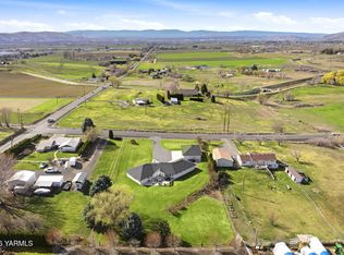 461 White Rd, Yakima, WA 98901