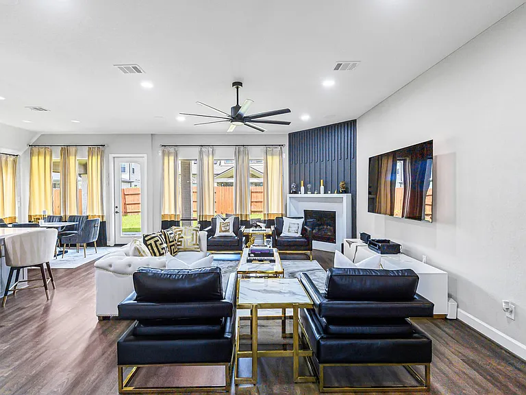 2711 Sylvan Birch Trl — Photo 18