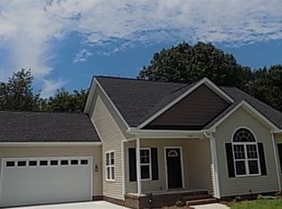 512 Old Farm Rd, Graham, NC 27253