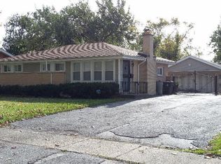 3007 Stafford Dr, Markham, IL 60428