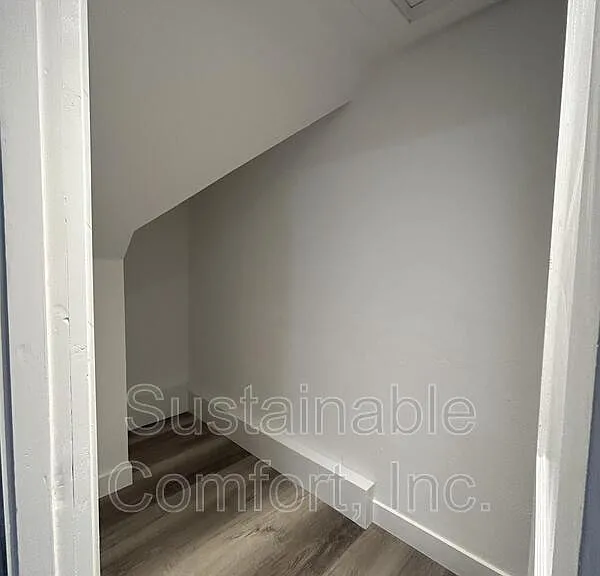 30 Roxbury St #3 — Photo 11