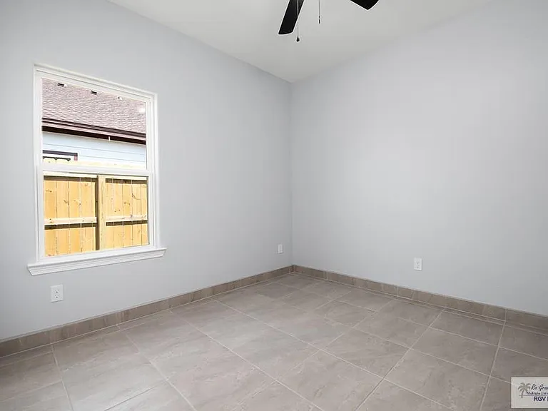 2228 N Valley Cir #A — Photo 6