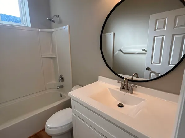 3672 Russell Blvd APT 3E, Saint Louis, MO 63110