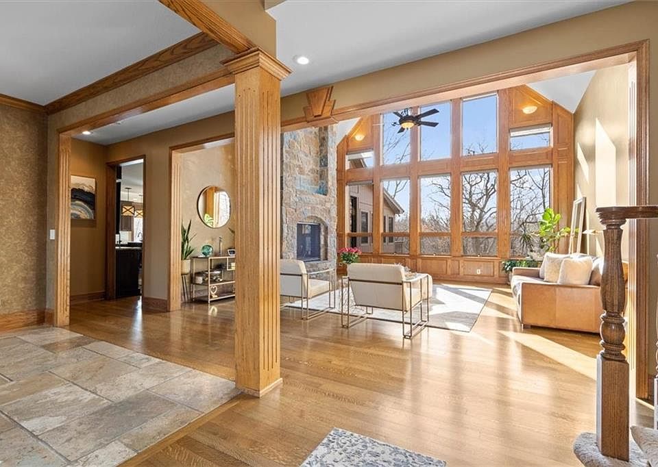 6702 NW Monticello Ter, Parkville, MO 64152 Zillow