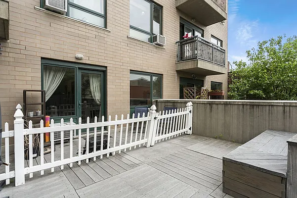 Sold by Citi Habitats | media 15