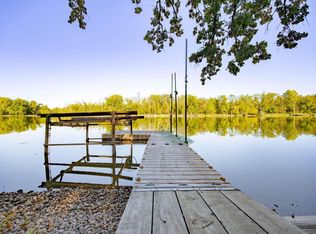 8249 N Stone Farm Rd, Edgerton, WI 53534