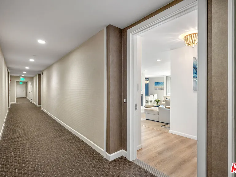 809 S Bundy Dr #205 — Photo 26