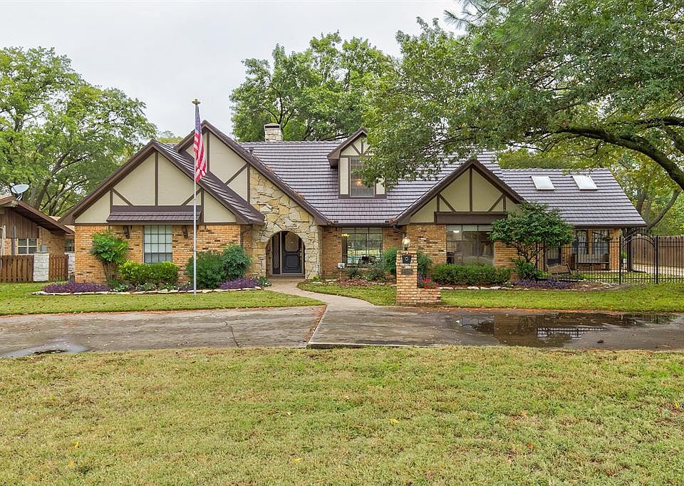 1st image of 2305 W Arbrook Blvd