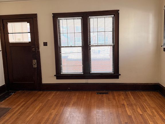 2nd image of 1818 Woodland Ave NW