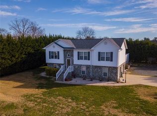 3365 Lilac Ln, Hudson, NC 28638