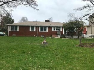 64 Preston St, Edison, NJ 08817