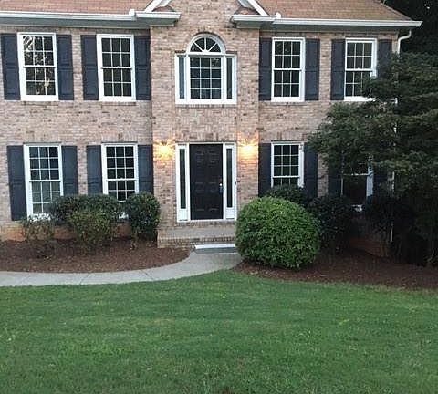 2nd image of 3020 Summer Point Dr
