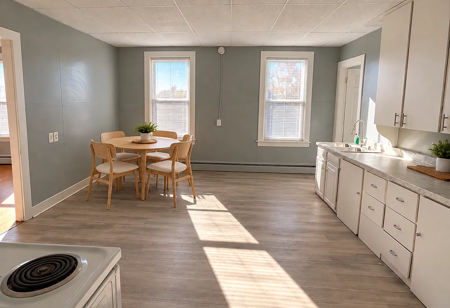 220 Blake St — Photo 2