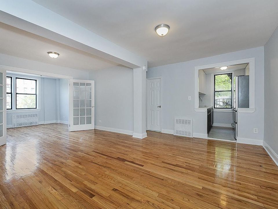 1st image of 130 E 18th St APT 5G