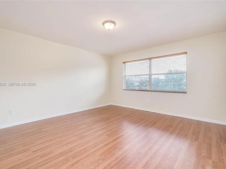 14935 SW 52nd St — Photo 33