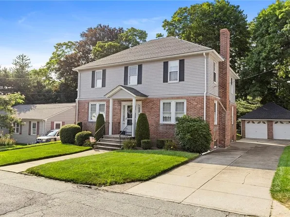 6 Turcone St, North Providence, RI 02911