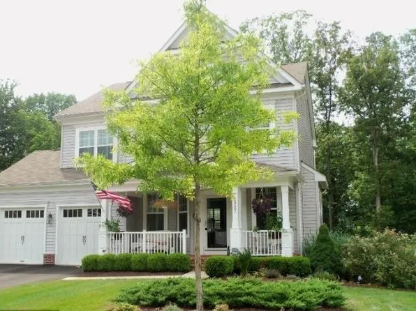 1987 Powells Landing Cir, Woodbridge, VA 22191