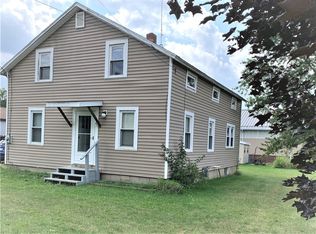 47 Alexander St, Avoca, NY 14809