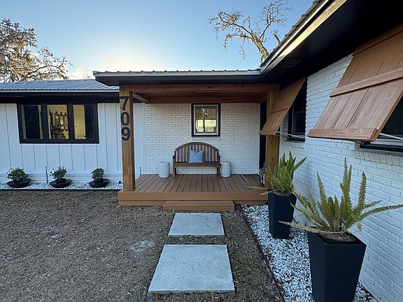 2nd image of 709 Teresa Dr