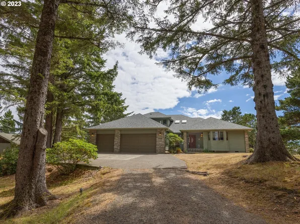 33236 Silverspot Ln, Warrenton, OR 97146