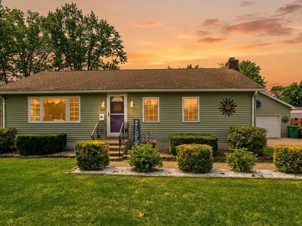 405 New Ludlow Rd, Chicopee, MA 01020