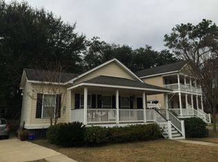 1301 Runnymeade Ln, Charleston, SC 29406