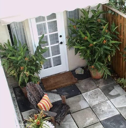 Private Courtyard Entrance
