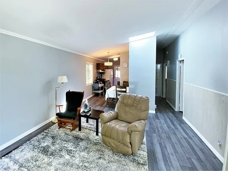 1508 E Sugnet Rd — Photo 4