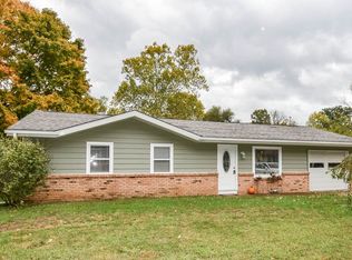 1741 S Shawnee Dr, Ellettsville, IN 47429