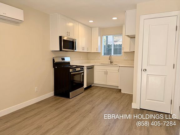 3rd image of 2976 National Ave #4