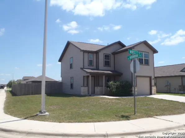 2201 Wirtz, Seguin, TX 78155