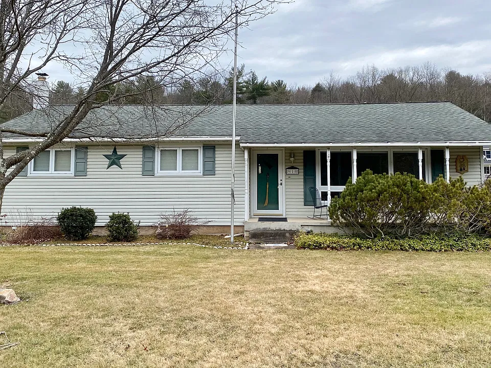 910 Saint Johns Rd