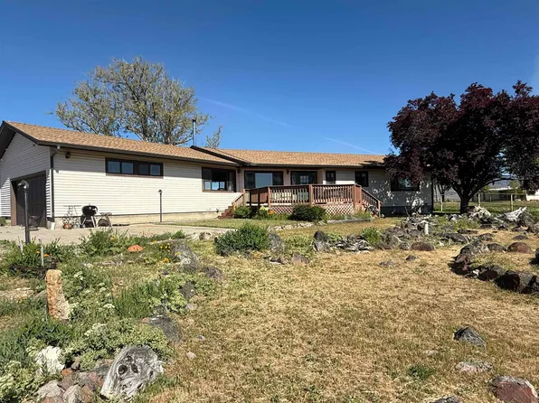431 Holcomb Rd, Montague, CA 96064