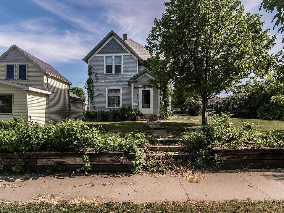2nd image of 419 Stuart Ave