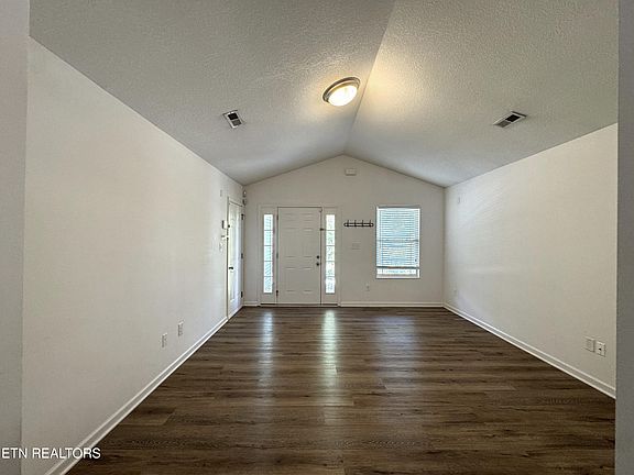 5th image of 10320 Boston Ln