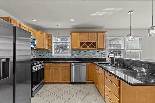 23 Vaughan St #1 Photo 1