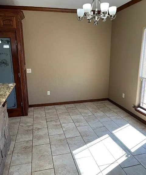 394 NE Simmons Cir — Photo 10
