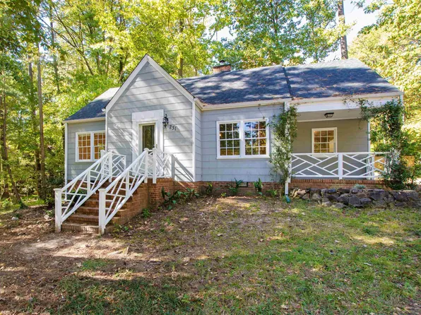 231 Scarlett Dr, Chapel Hill, NC 27517