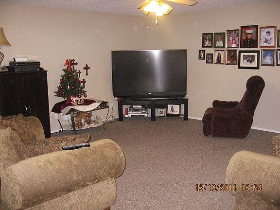 5th image of 1204 Hickory Ave