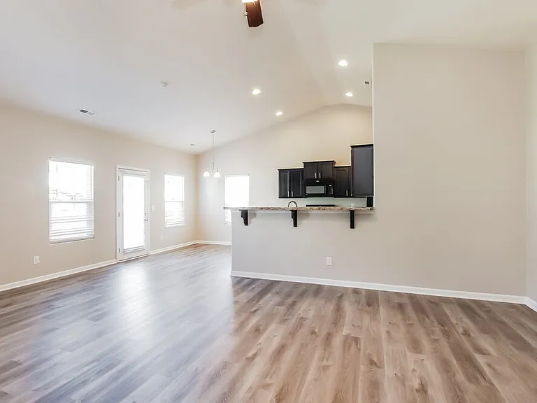 1116 Black Diamond Dr — Photo 7