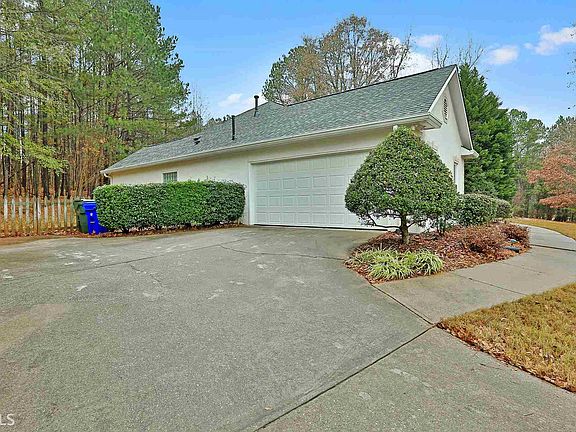 4th image of 155 Abner Dr