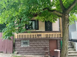 1035 Hall St, Pittsburgh, PA 15212