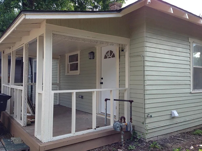 1820 N Drexel Blvd — Photo 4