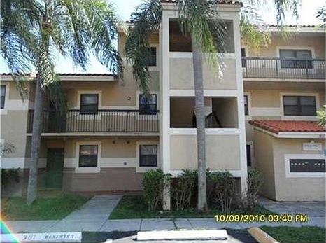 2nd image of 9966 Nob Hill Pl