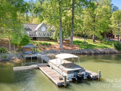 234 Winding Shore Rd, Troutman, NC, 28166