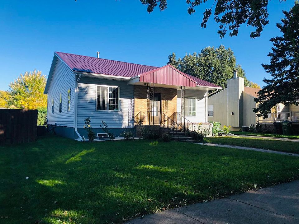 1st image of 904 Church Ave